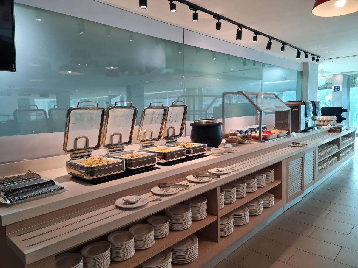 Holiday Inn Express & Suites Johor Bahru By Ihg Extérieur photo