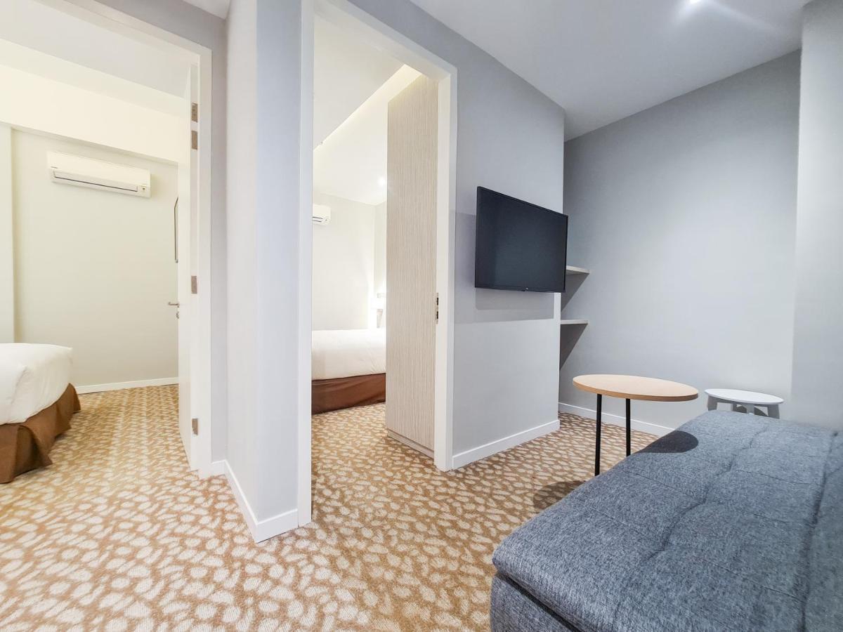 Holiday Inn Express & Suites Johor Bahru By Ihg Extérieur photo