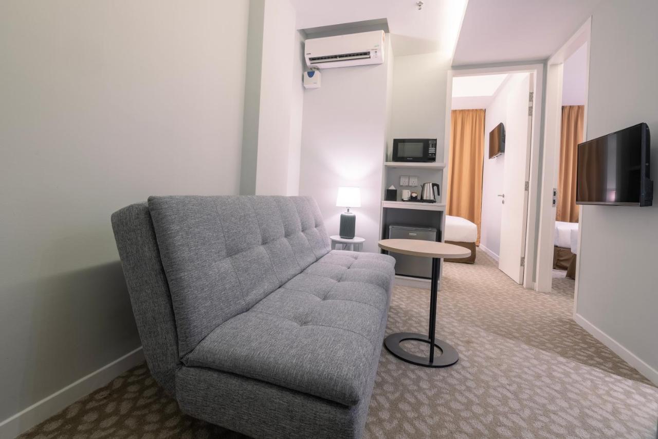 Holiday Inn Express & Suites Johor Bahru By Ihg Extérieur photo
