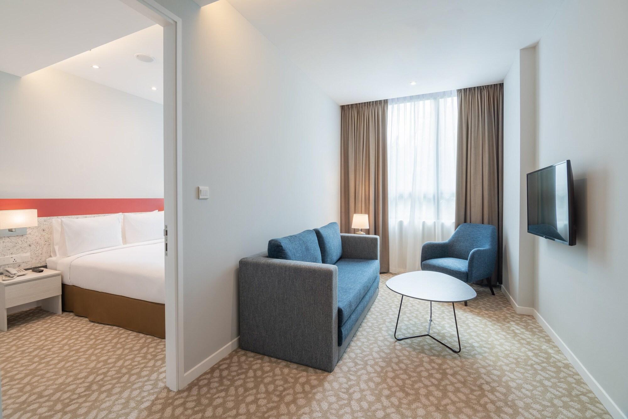Holiday Inn Express & Suites Johor Bahru By Ihg Extérieur photo