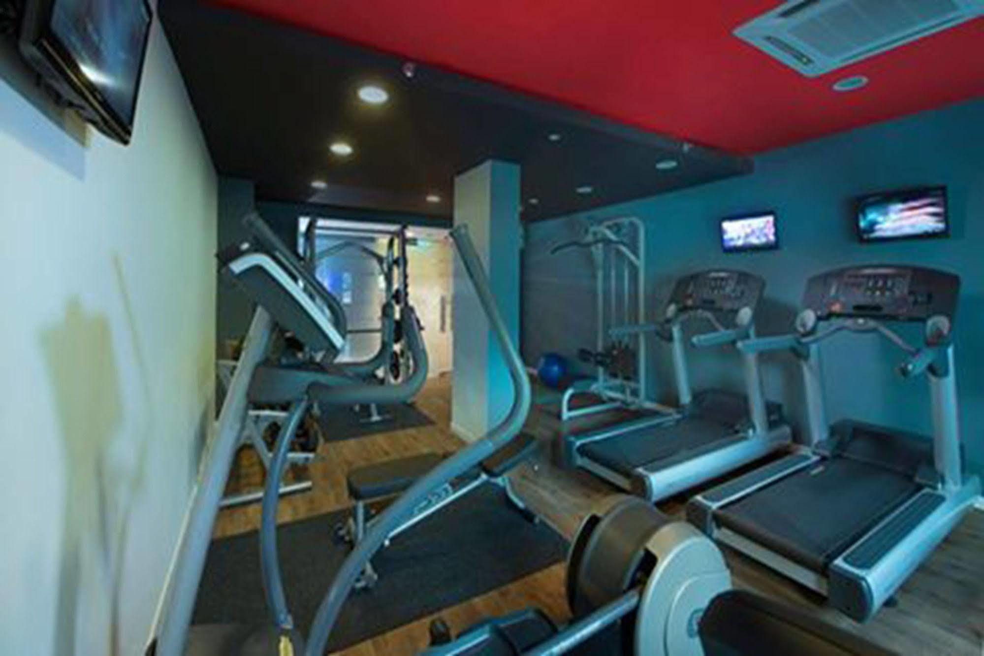 Holiday Inn Express & Suites Johor Bahru By Ihg Extérieur photo