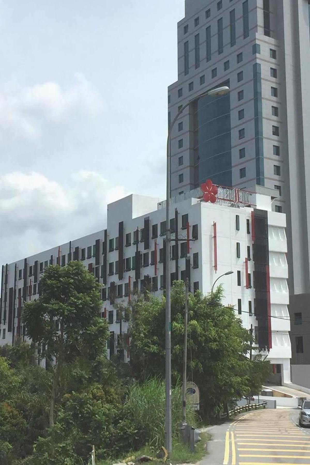 Holiday Inn Express & Suites Johor Bahru By Ihg Extérieur photo
